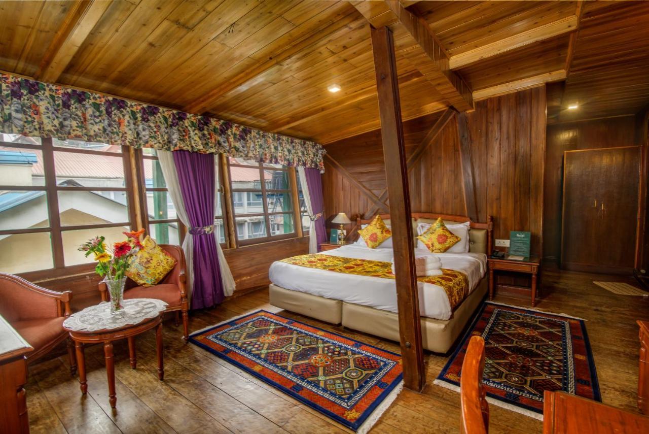 Muscatel Himalayan Resort - 400 Mts From Mall Road Νταρτζίλινγκ Εξωτερικό φωτογραφία