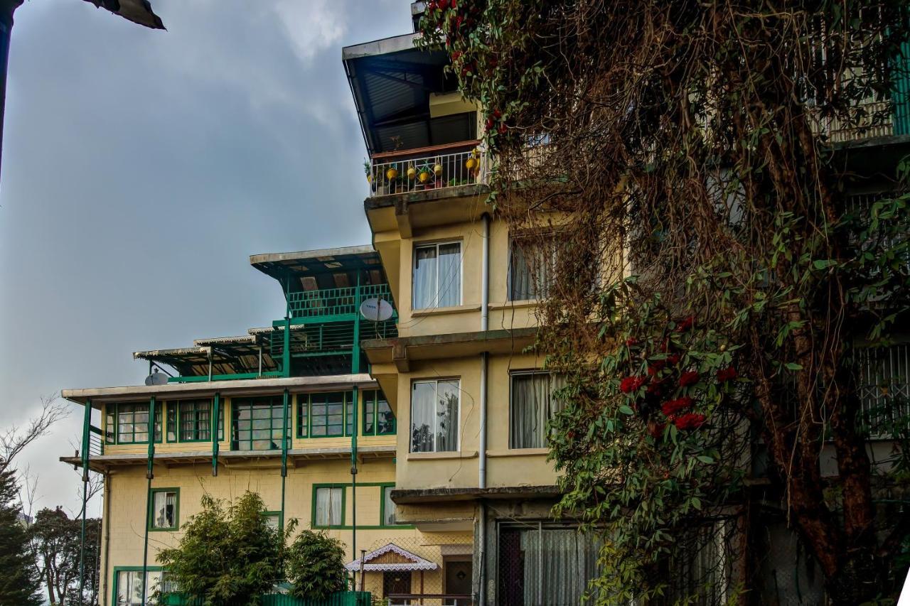 Muscatel Himalayan Resort - 400 Mts From Mall Road Νταρτζίλινγκ Εξωτερικό φωτογραφία